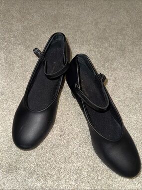 Theatricals Classic Black Mary Jane dance character shoes size 8.5